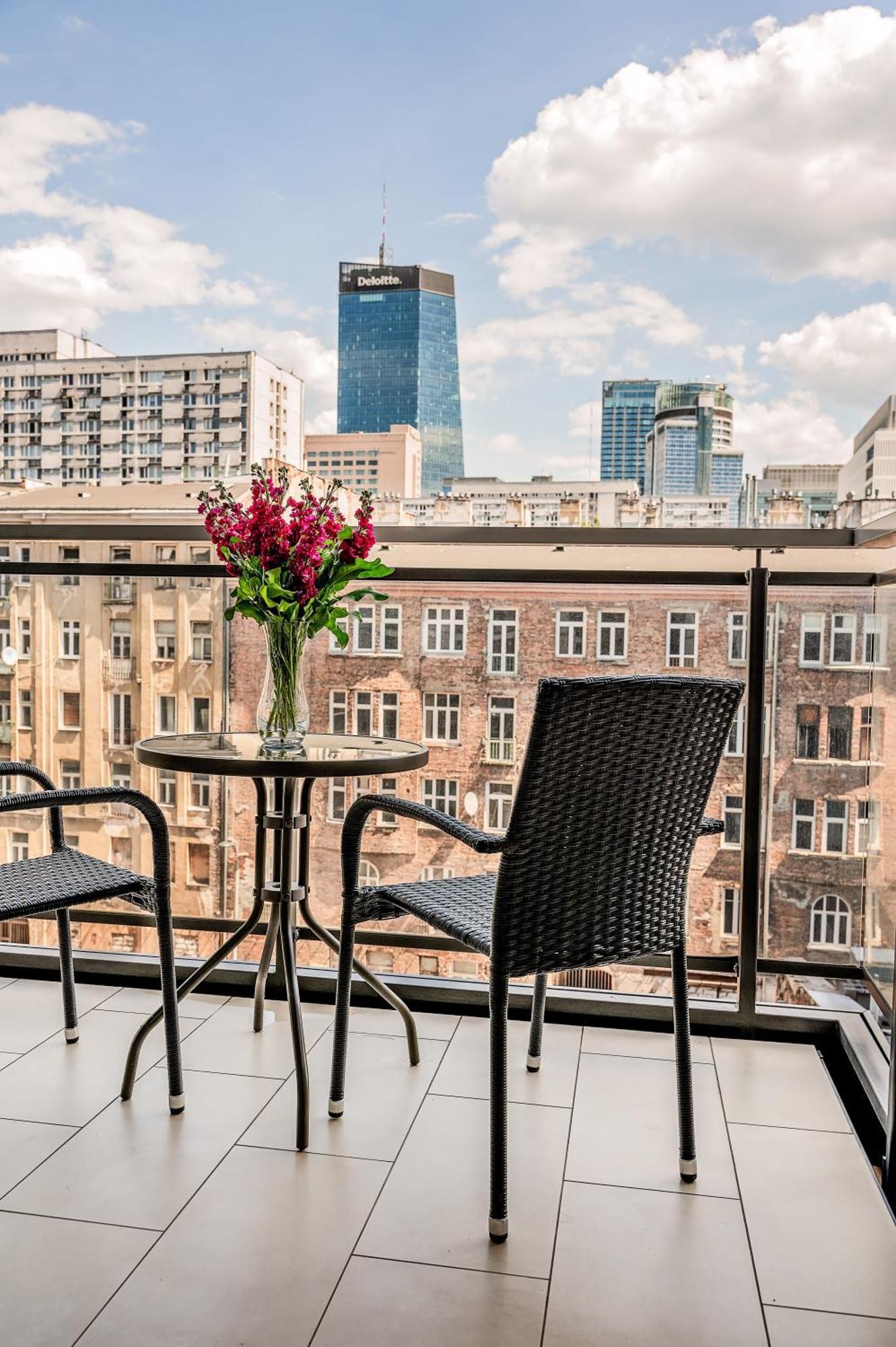 Apartment Mennica Just Like In Your