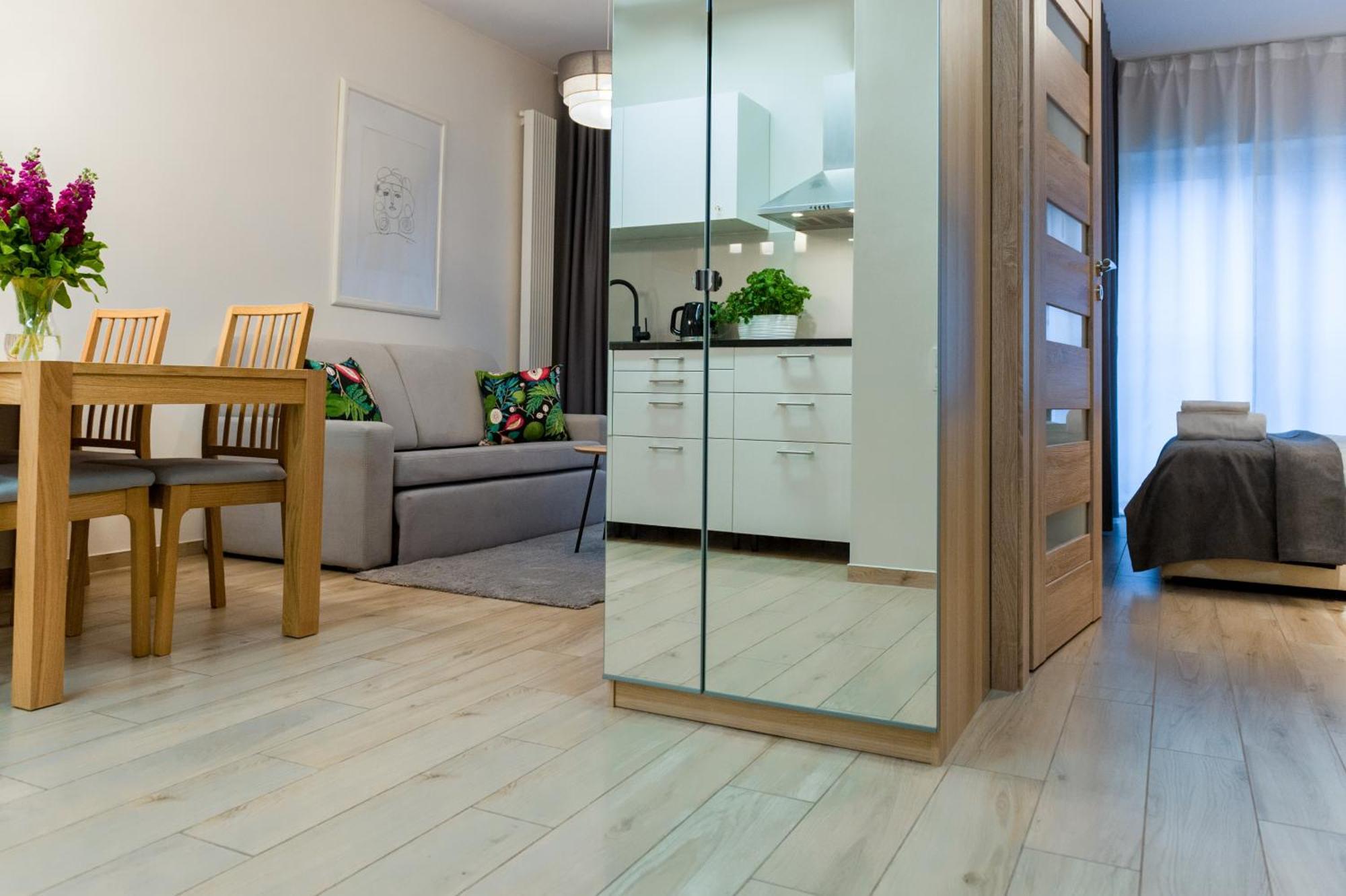 Apartamento Mennica Just Like In Your Varsovia